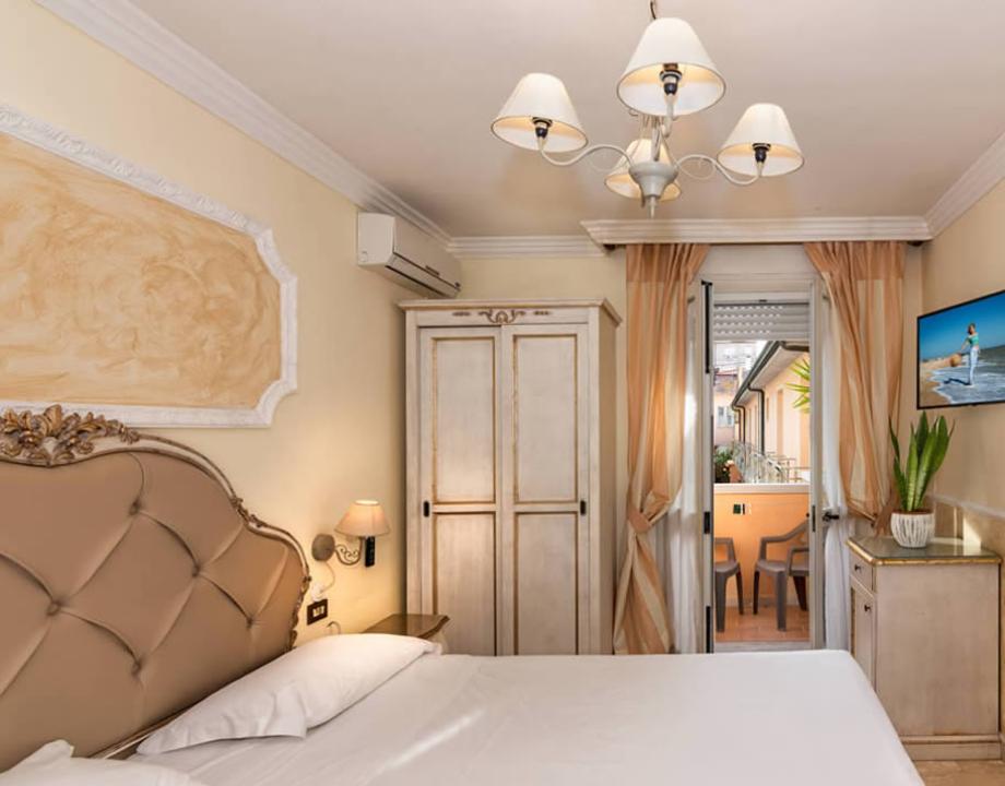 hoteltahiti en viareggio-b-amp-b-the-rooms 006